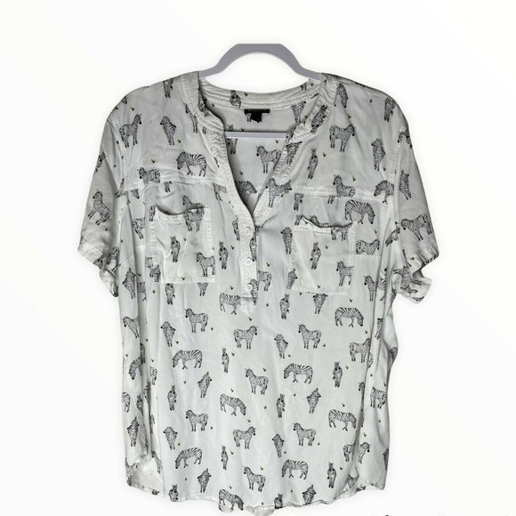 torrid Tops - Torrid Plus Size Black White Harper Zebra Novelty Short Sleeve Top Sz 3